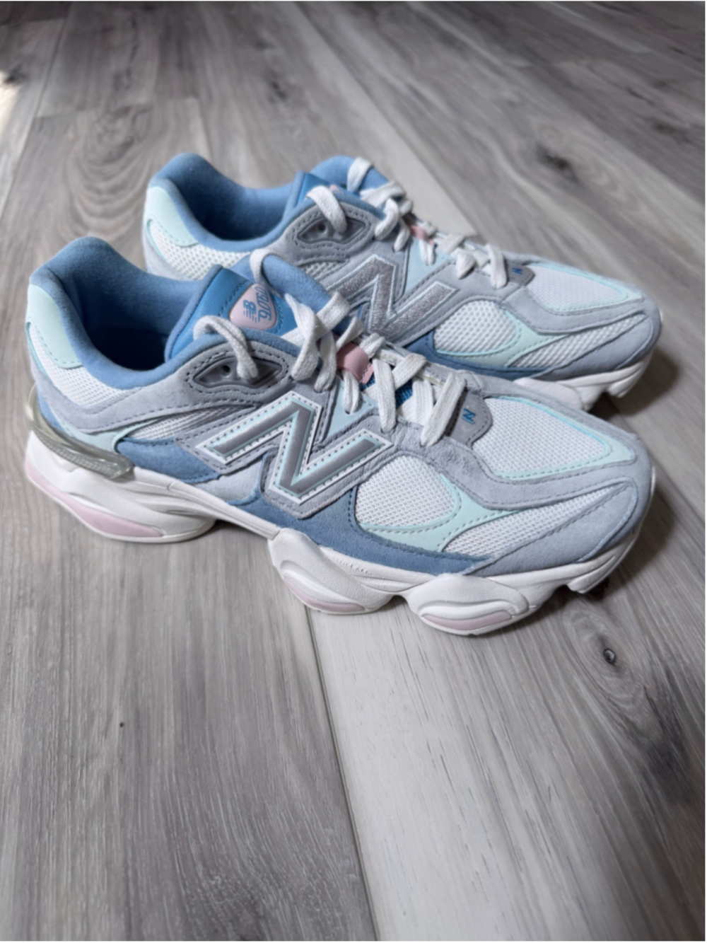 New Balance 9060 U9060NAF Women’s 8 Men’s 6.5 Blue Pink Grey Sneakers